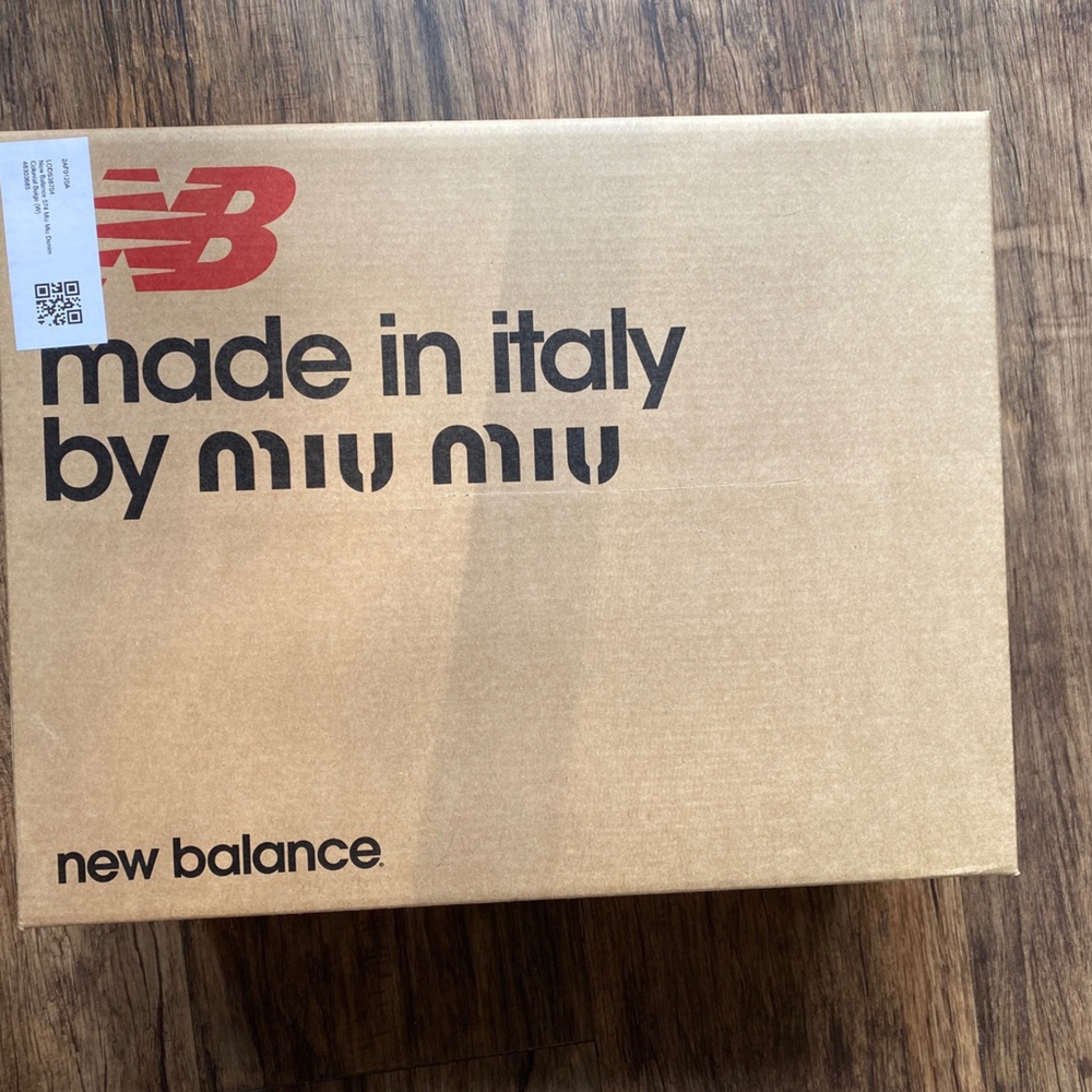 New Balance 574 X Miu Women's Miu Denim Sneakers Color Beige - Picture 2 of 13